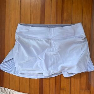 Lululemon Play Off the Pleats Skirt size 8 in light purple